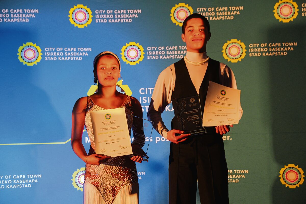 Lauren & Cameron Jarvis receive there awards for outstanding performance in Ballroom Dancing.