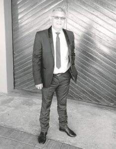 ‘Mr Vaughan’ stilweg oorlede