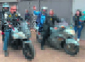 Motorfietsklub trakteer ‘biker girls’