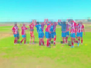 Diazville Leeds speel hul harte uit teen Houtbaai