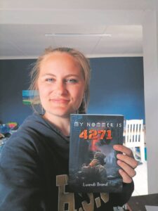 Hopefielder se eerste boek uit!