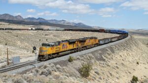 Stof van Transnet-treine kwel inwoners