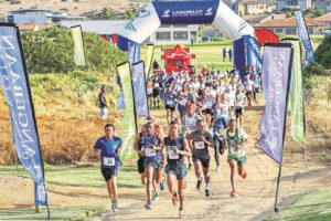 LCE-halfmarathon lok weer talle atlete
