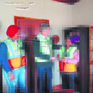 Buurtwagte help mekaar om beter saam te werk
