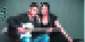 Prinro hou jolige feesdag met sangpaar Chereé & Wynand