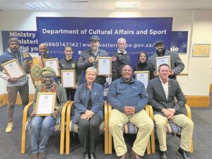 Minister praises sportspeople