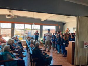 Liedjies, koekies vir tehuis
