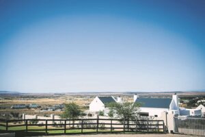 Rasse-herrie by Langebaanse gastehuis oor vroue ‘wat raas’