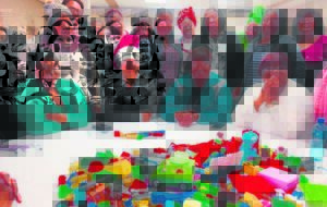 Weskuskleuters gaan leer met Lego-hulpmiddels