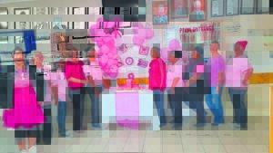 Langebaan Clinic goes pink for cancer drive
