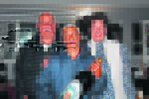 Tehuis hou weer wynveiling