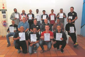 Groep voltooi kursus wat hoop gee