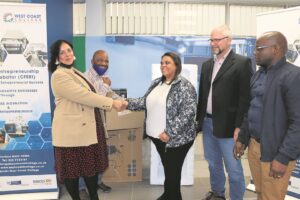 Local entrepreneurs complete first incubation