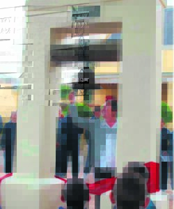 School rings in 20 years