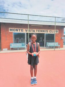 Majesty queen of u-10 tennis