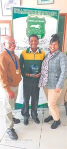 Jong leerder se kop is reg vir somme