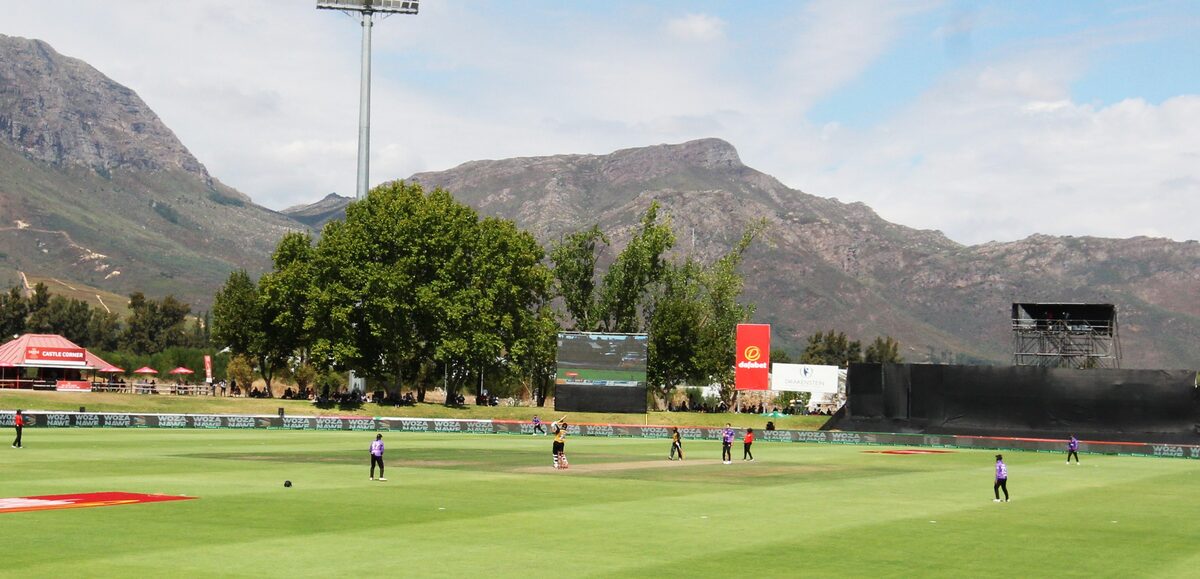 Boland in naelbyt-eindstryd geklop