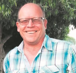 Ingenieur groet vir oulaas