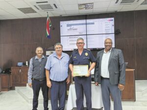 B-en-R vir diens vereer