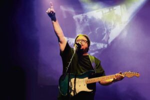 Mel Botes will rock the ’Kamers