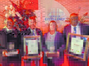 WKDM vir bestuur vereer