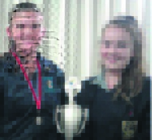 Leerders kry ATKV-pryse