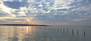 Sonsondergang op kamera vasgevang
