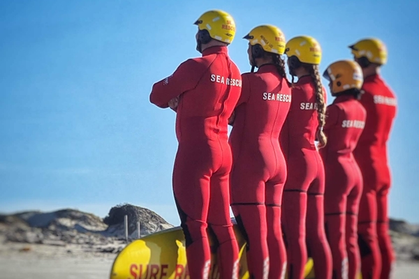 Die NSRI wil graag nóg vrywilligers werf om te help in hul groot taak. 