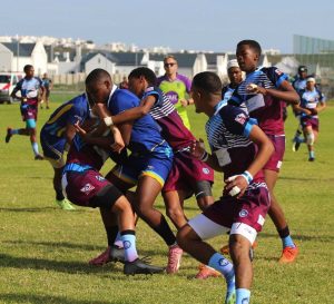 Diazville takes Curro on