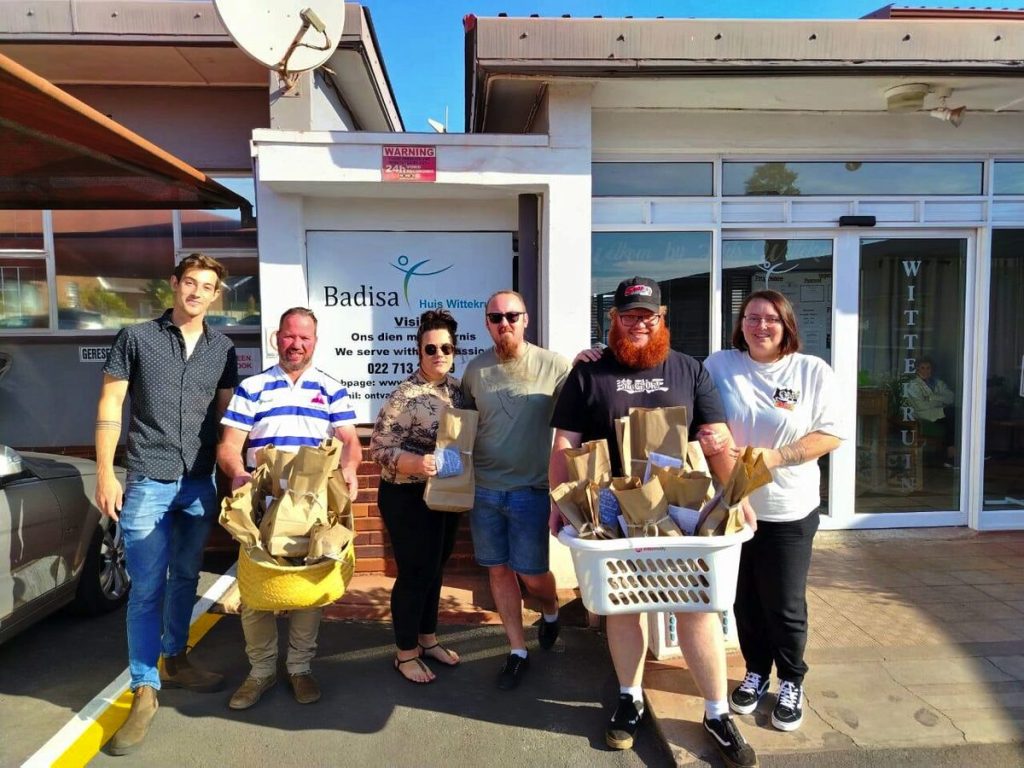 For this year's Father's Day, Round Table Saldanha 226 gave out packets at Huis Wittekruin to brighten up residents' day. Pictured is Conrad Conradie, Henkie van Vuuren, Melissa Steyn, AJ Barrett, Henry Hickman and Shanique Hickman.