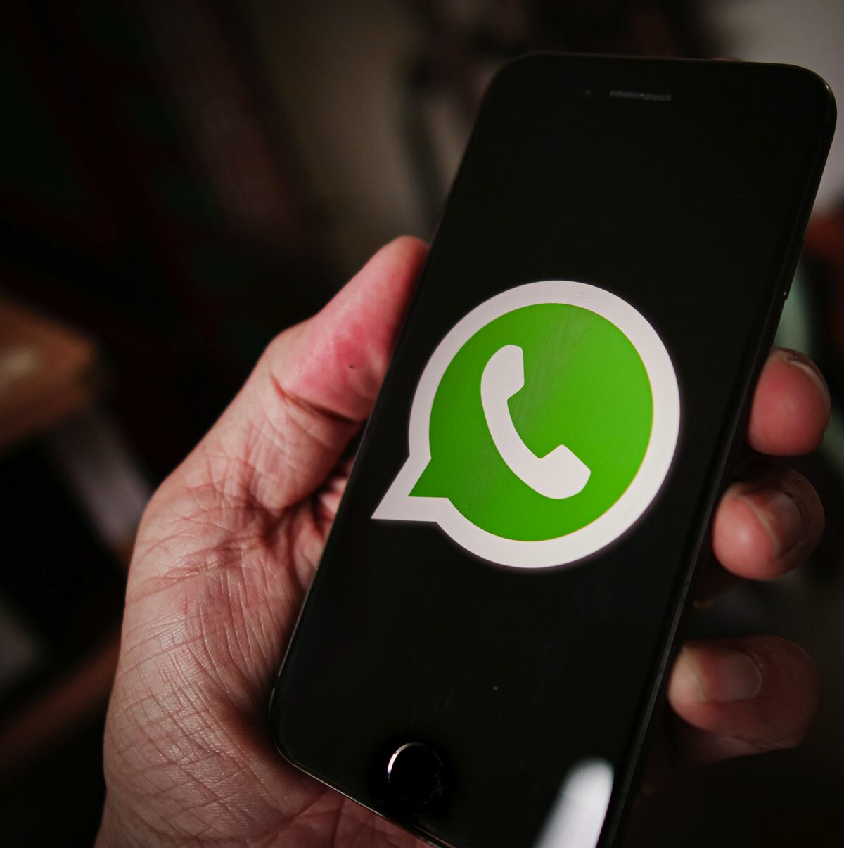 Skoolhoof se boodskap op sosiale media gee aanstoot