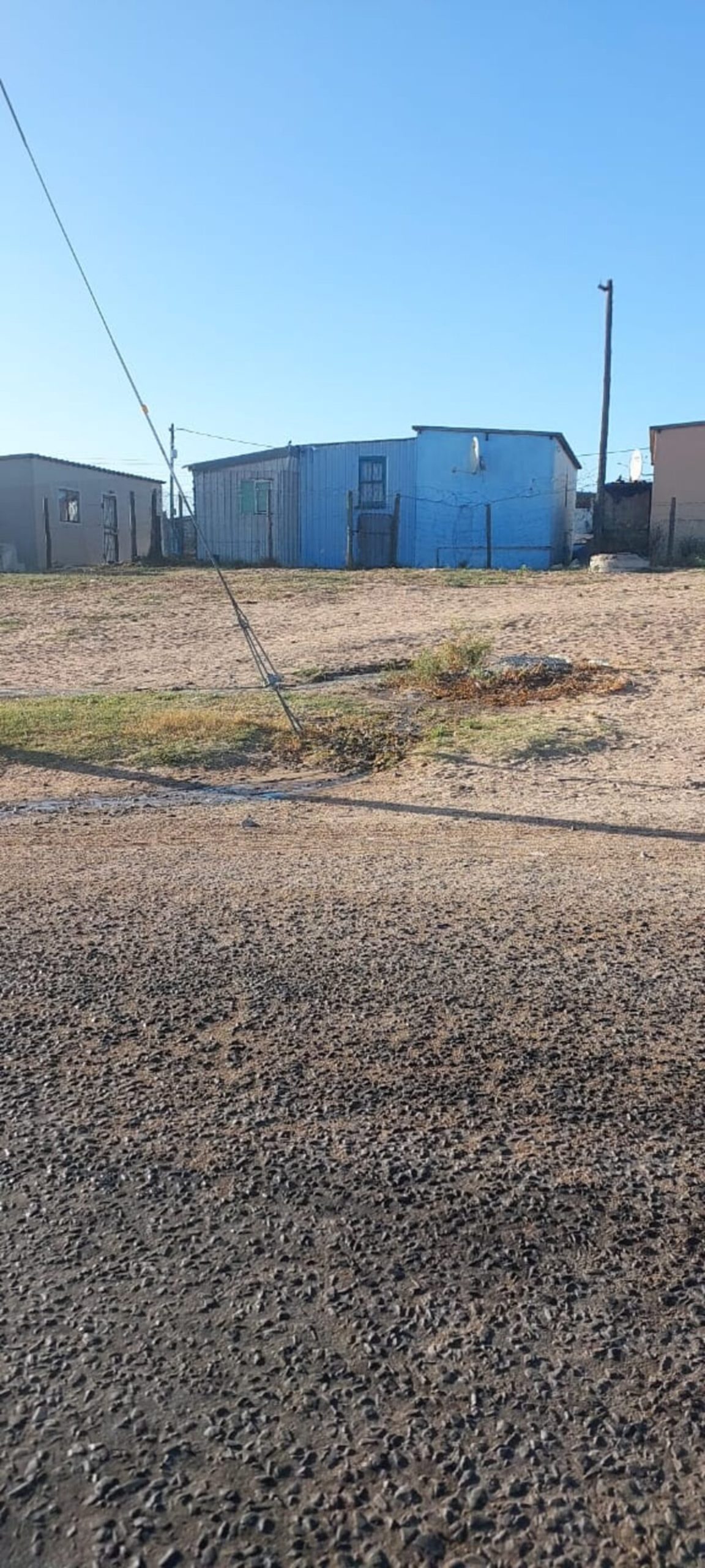 Inwoners moeg vir oorloop-riool