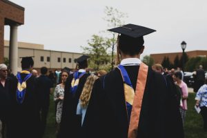 Wees waaksaam met aansoek vir kollege