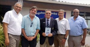Oud-raadslid gee boek uit