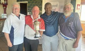 Gatkrappers wen Bergrivier-gholfklub se dorpstoernooi