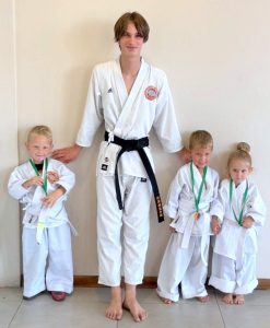 Karate lede vorder goed