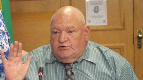 Wyle raadslid Albert Earle.