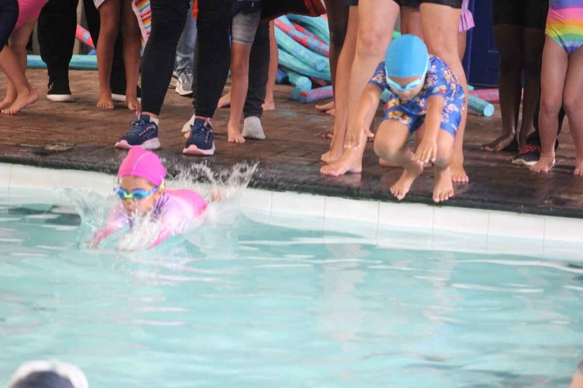 100 plunge into big pool