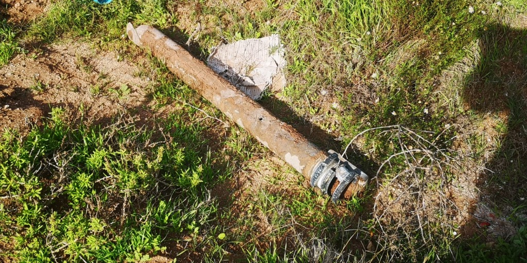 Beskadigde waterinfrastruktuur het weer die kollig op verouderde pyplyne geplaas. Foto: Danie Hefers