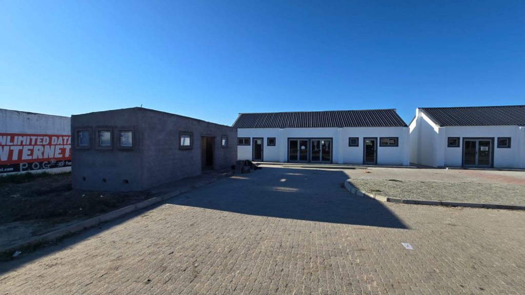 Noordhoek sentrum in Albatroslaan Velddrif.