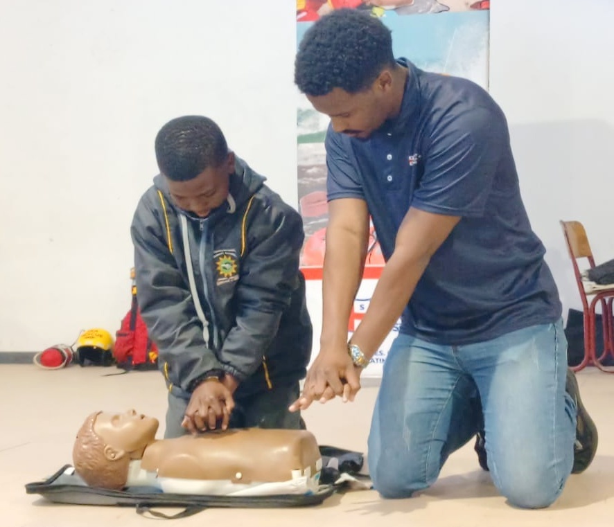100 Masiphatisane learners get water-smart ahead of summer