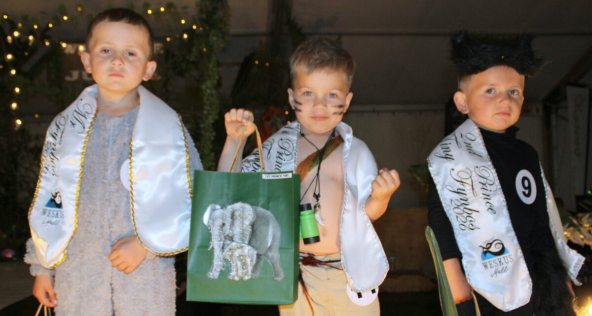 Mnr Tiny Fynbos is Deon Carstens (links), ­Adrian Yuill (1ste prins) en Iwan Carstens (2de prins).