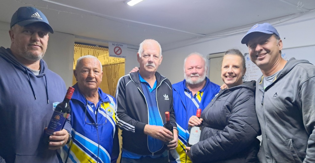 Twaalfde: Fish Eagle saam met sakeliga-sameroepers Herman van Lill (links) en Etienne Schutt. Foto: Alida Buckle