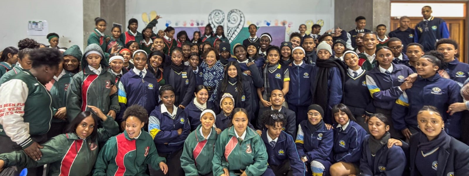 Die leerders van Weston Hoërskool en Louwvile Hoërskool.