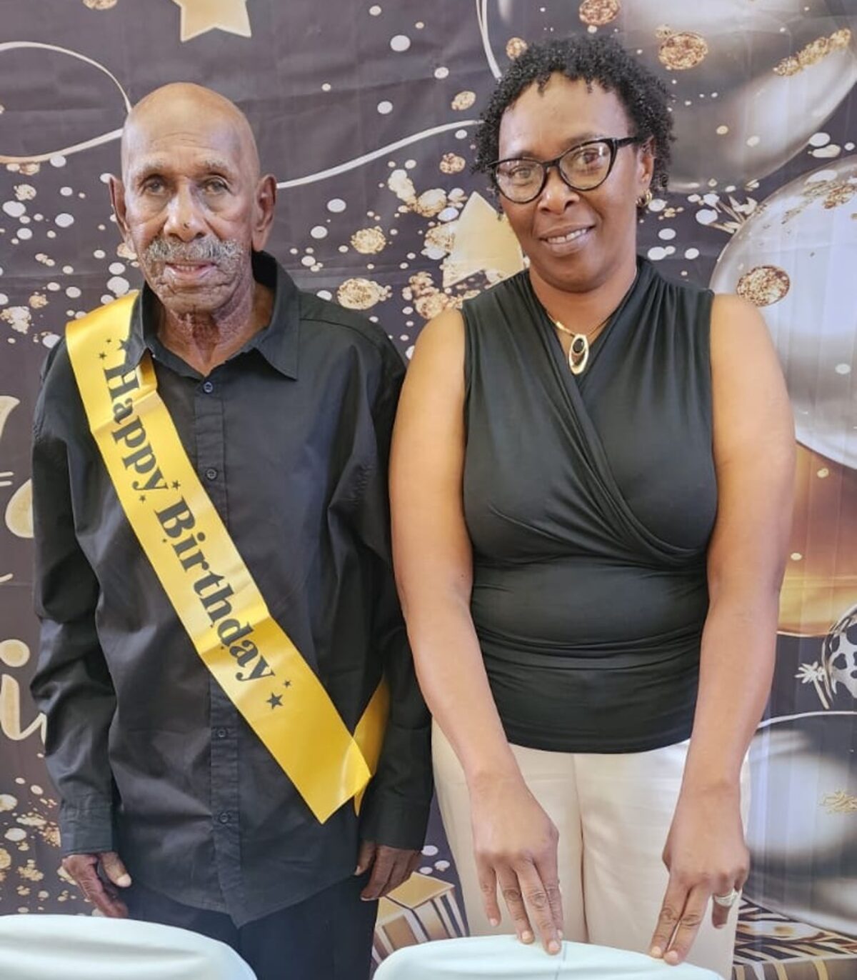 Oom Koos Adams en sy dogter, Esta Philander, by sy 100ste verjaarsdagviering.