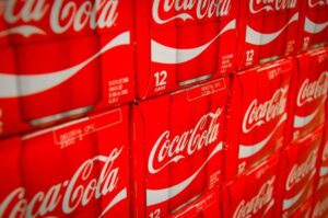 Coca-Cola waarsku teen werkslenter