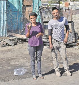 Brand eis alles van gesin, buiten een ui