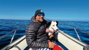Swimmer takes to ocean for dogs