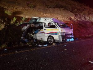Pas bekend | 5 Familielede sterf in grubotsing naby De Doorns
