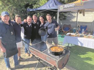 Worcesteriete woeker met hul potjie